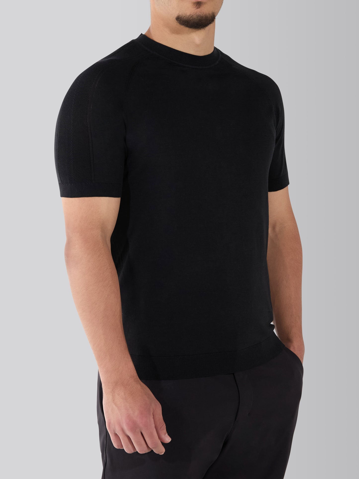 Sencillo Form Tee