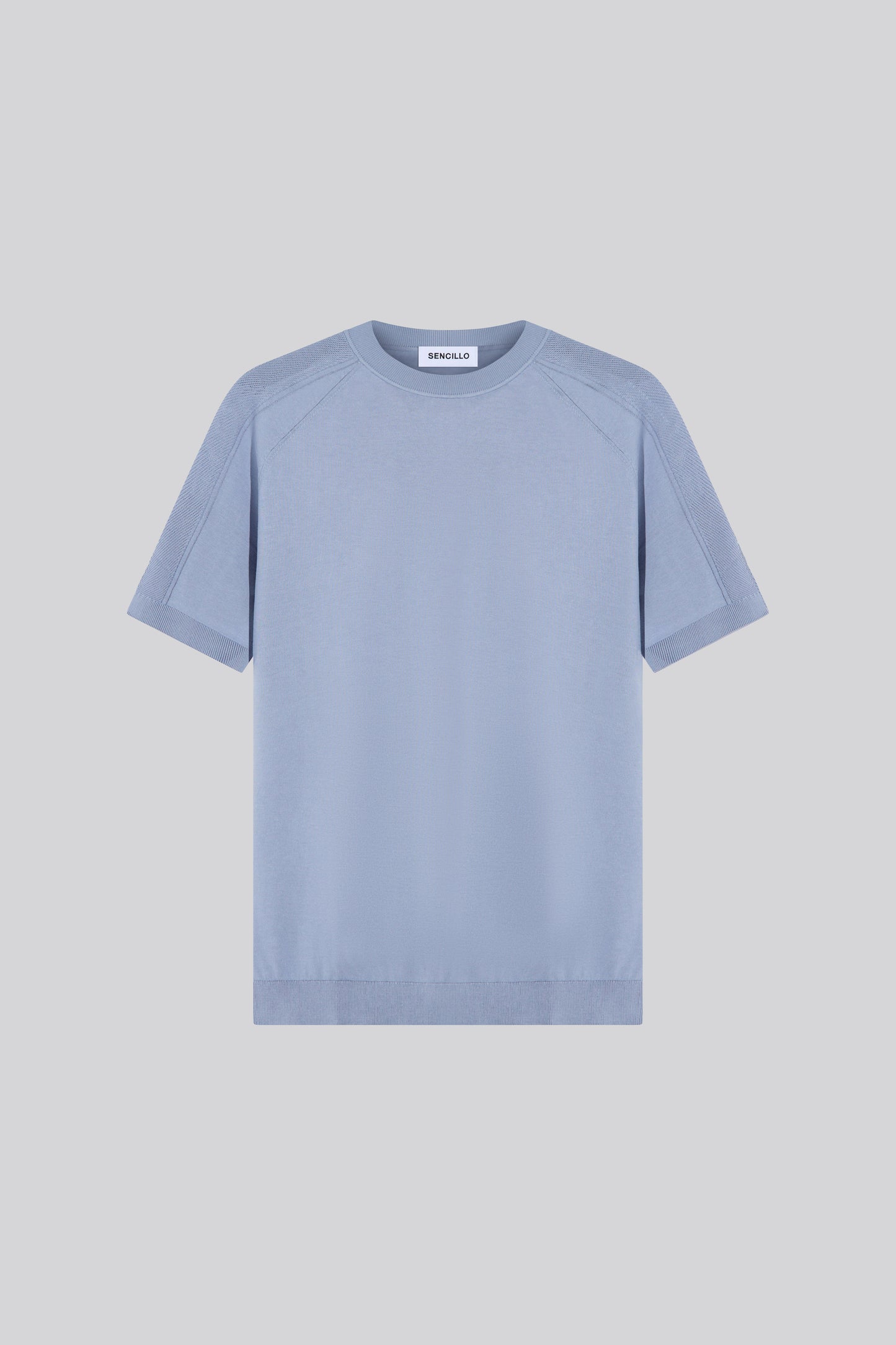 Sencillo Form Tee