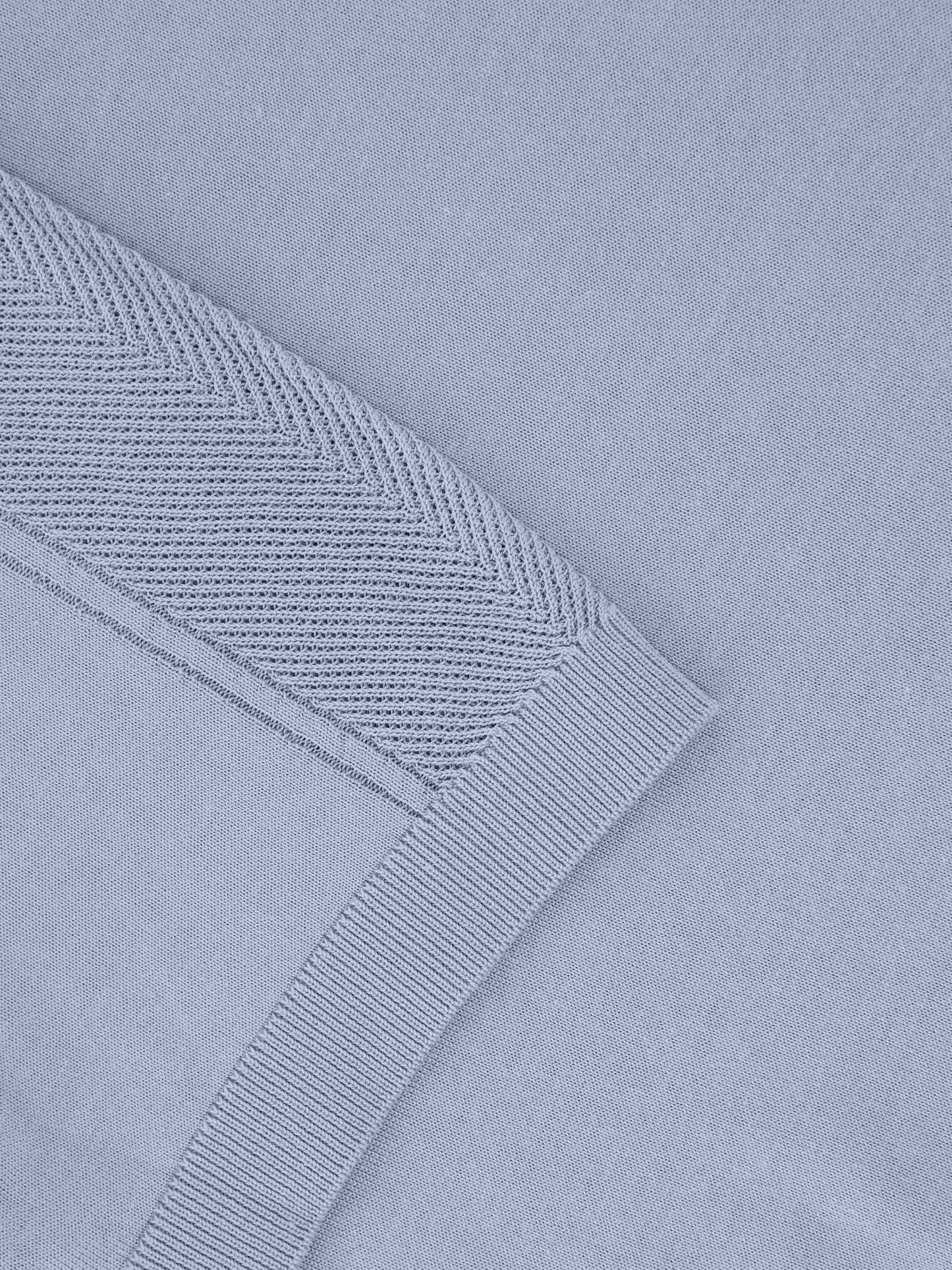 Sencillo Form Tee